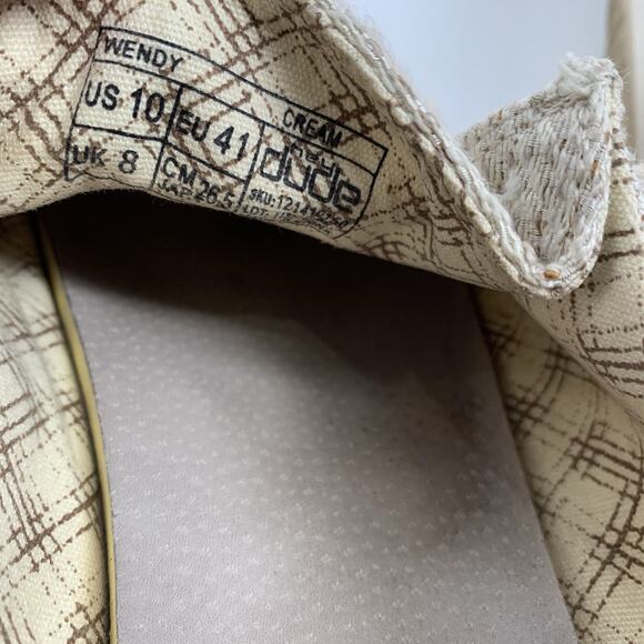 Hey Dude Wendy Canvas Slip On Loafers Flats Size 10 Womens Cream Beige Comfort - Picture 7 of 8